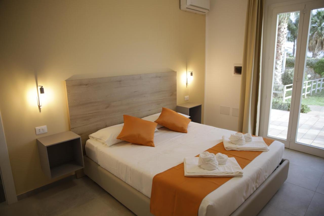 Oasi Guzzetta Hotel&Case Vacanze مارسالا المظهر الخارجي الصورة